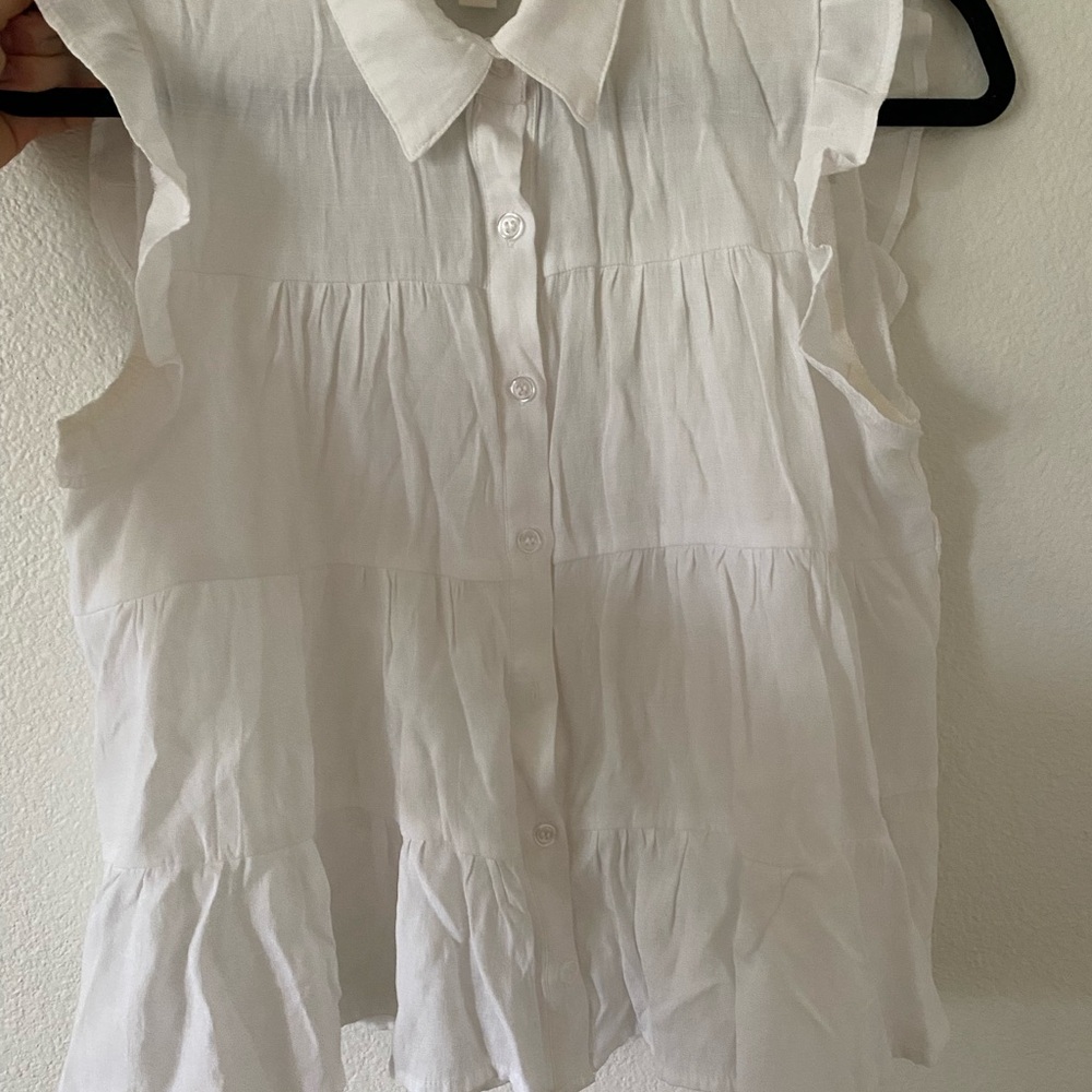 White gathered button down Blouse